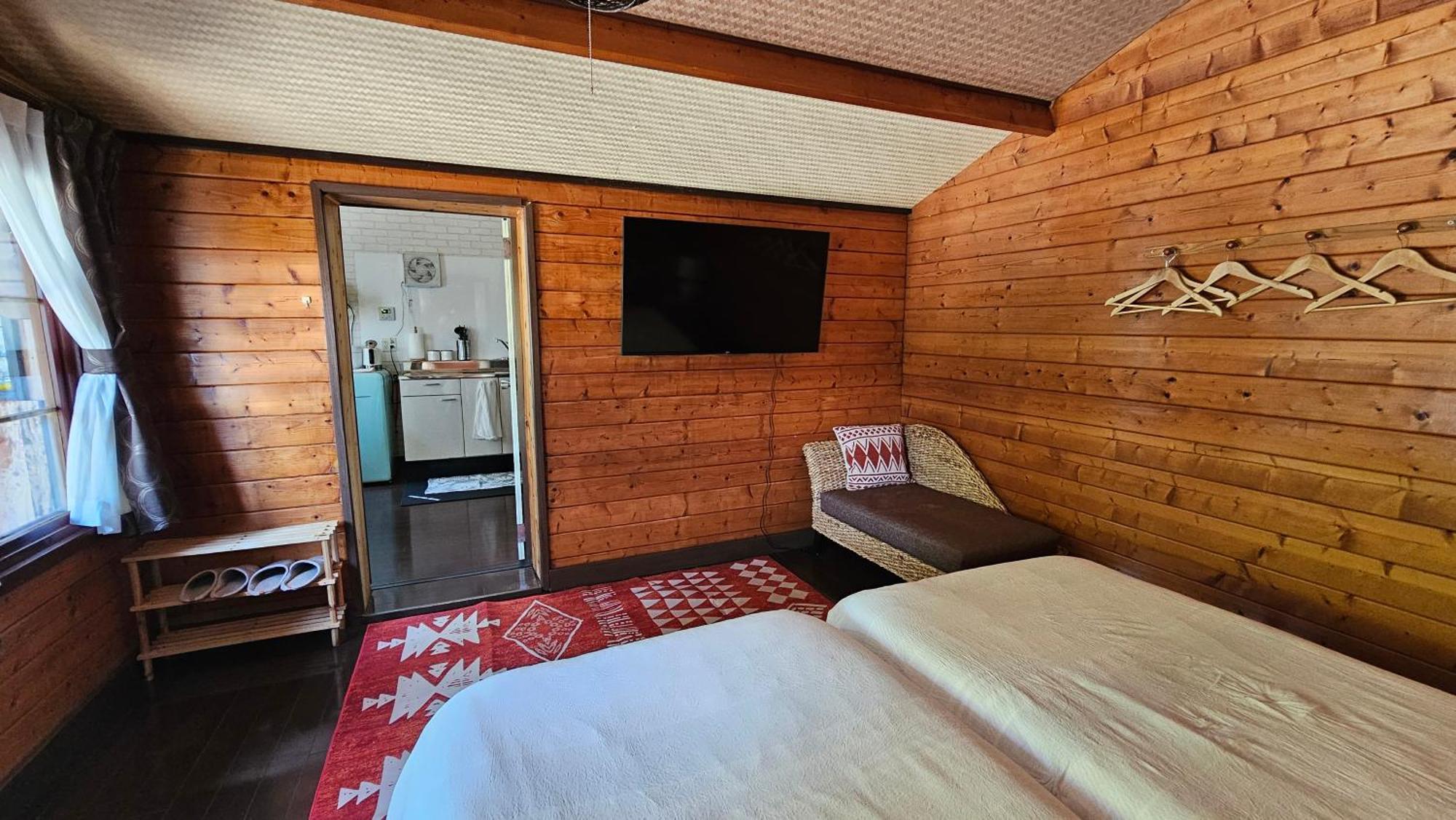 Вилла Loft & Log House Окаяма Экстерьер фото