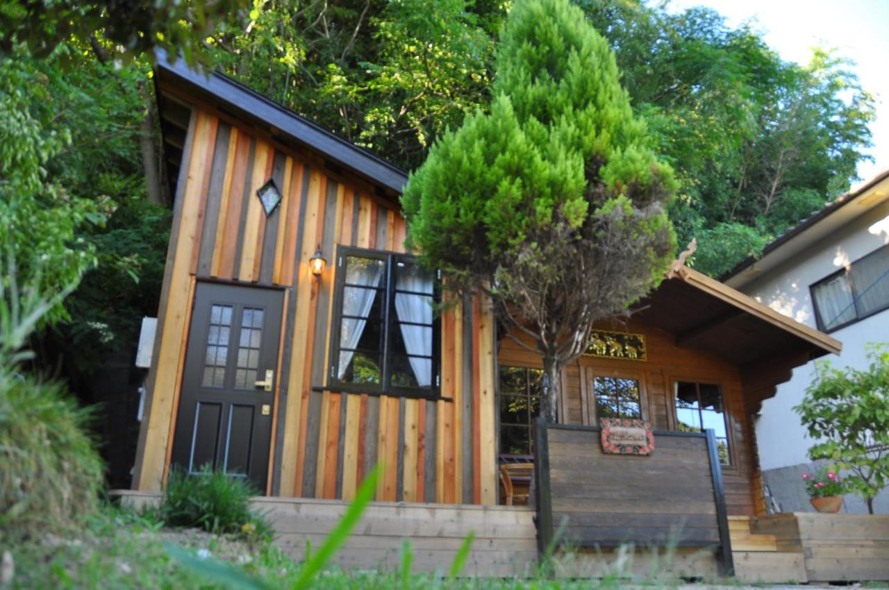 Вилла Loft & Log House Окаяма Экстерьер фото